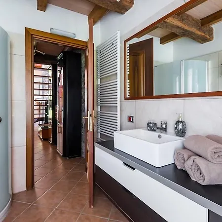 Апартаменты Ardenga Montechiarugolo